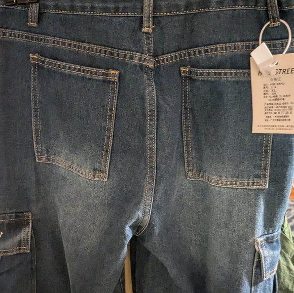 NWT Hello Kitty Jeans XL - Picture 3 of 5